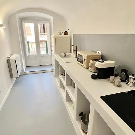 Apartment White Dome *