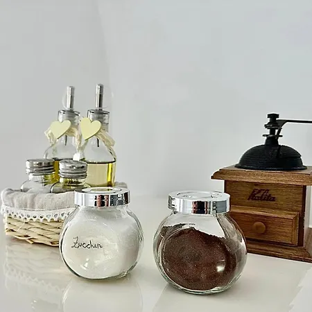 White Dome * Μπάρι